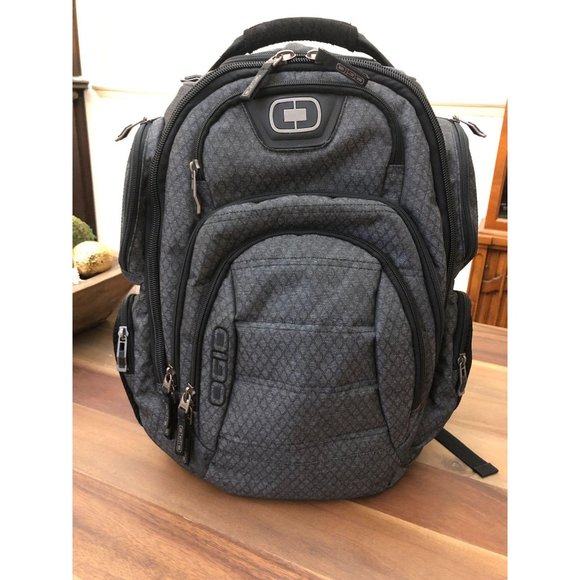 OGIO GRAPHITE GAMBIT LAPTOP CARRY ON  BACKPACK - Picture 1 of 15